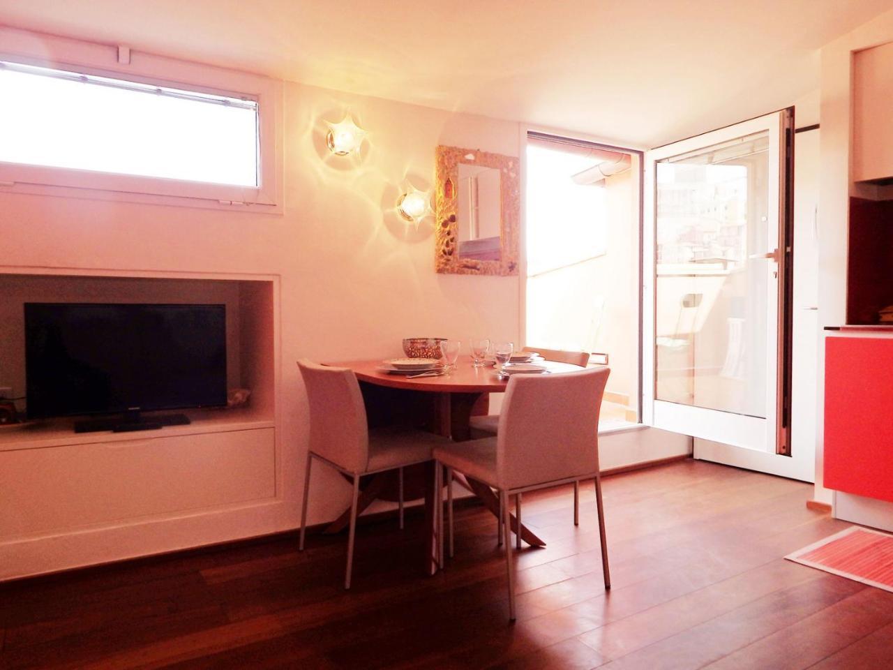 Lägenhet på 35 m² i Lerici, med 1 sovrum och 1 badrum  Lägenhet Exteriör bild